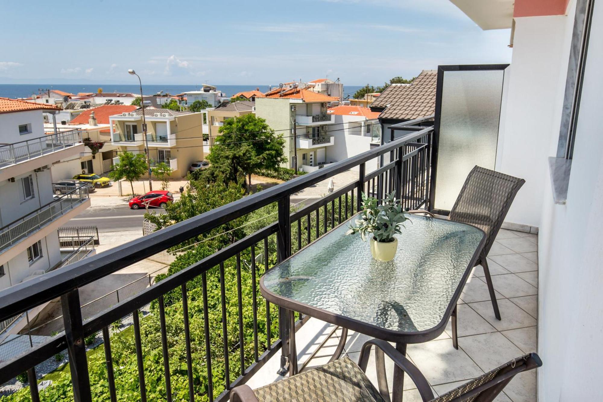 Ianos Apartments Potos Exterior foto